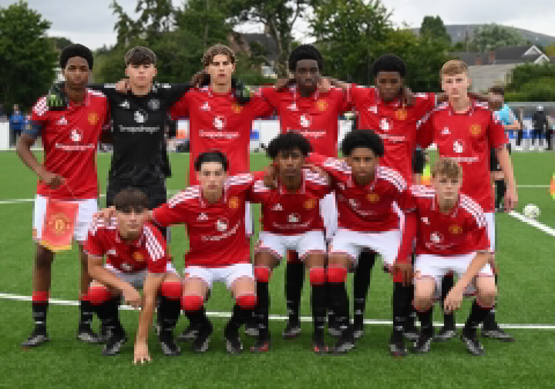 Manchester United at Super Cup NI, Globe semi-final spot booked as youngster continues 10/10 tournament
