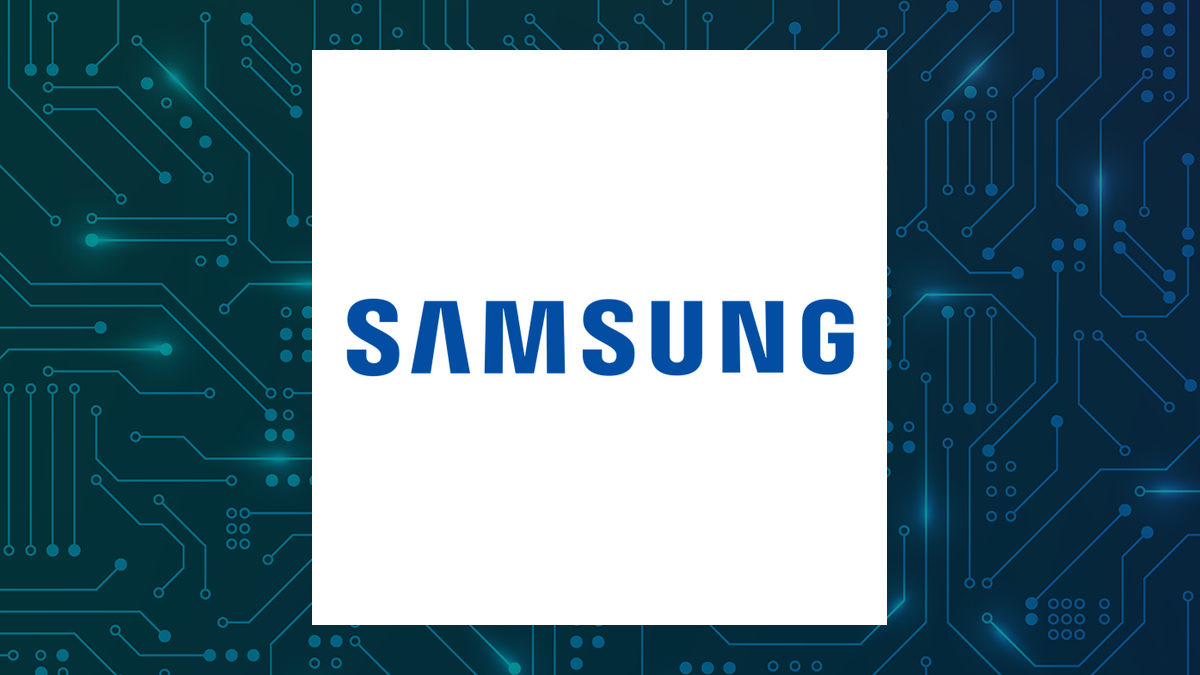 Samsung Electronics (OTCMKTS:SSNLF) Upgraded at Zacks Research