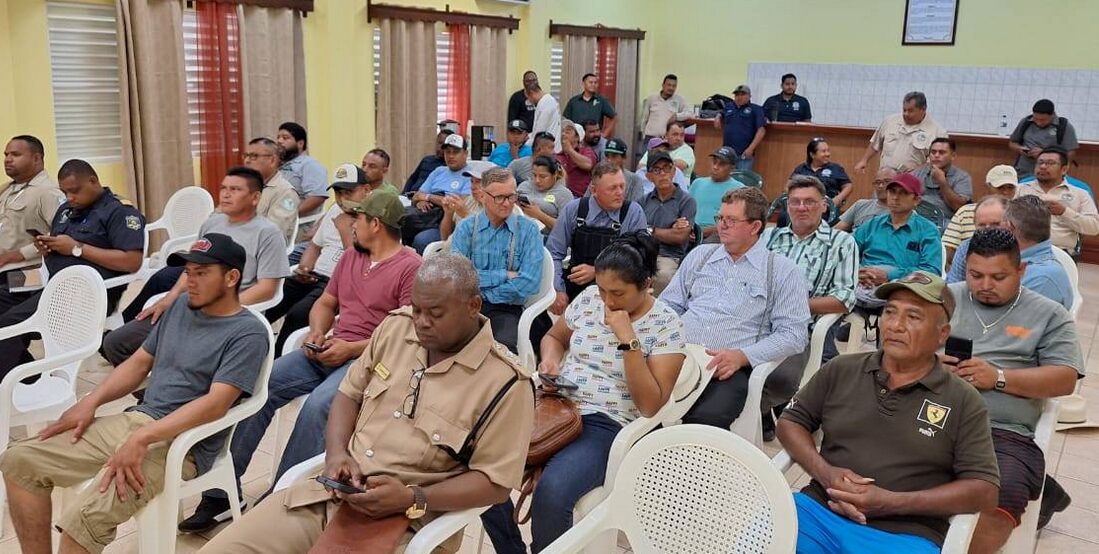 Ministry of Agriculture meets with stakeholders on upcoming Onion crop