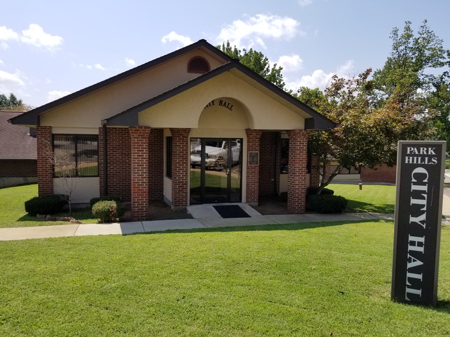 Bloom Street dispute and budget updates dominate Park Hills Council Meeting