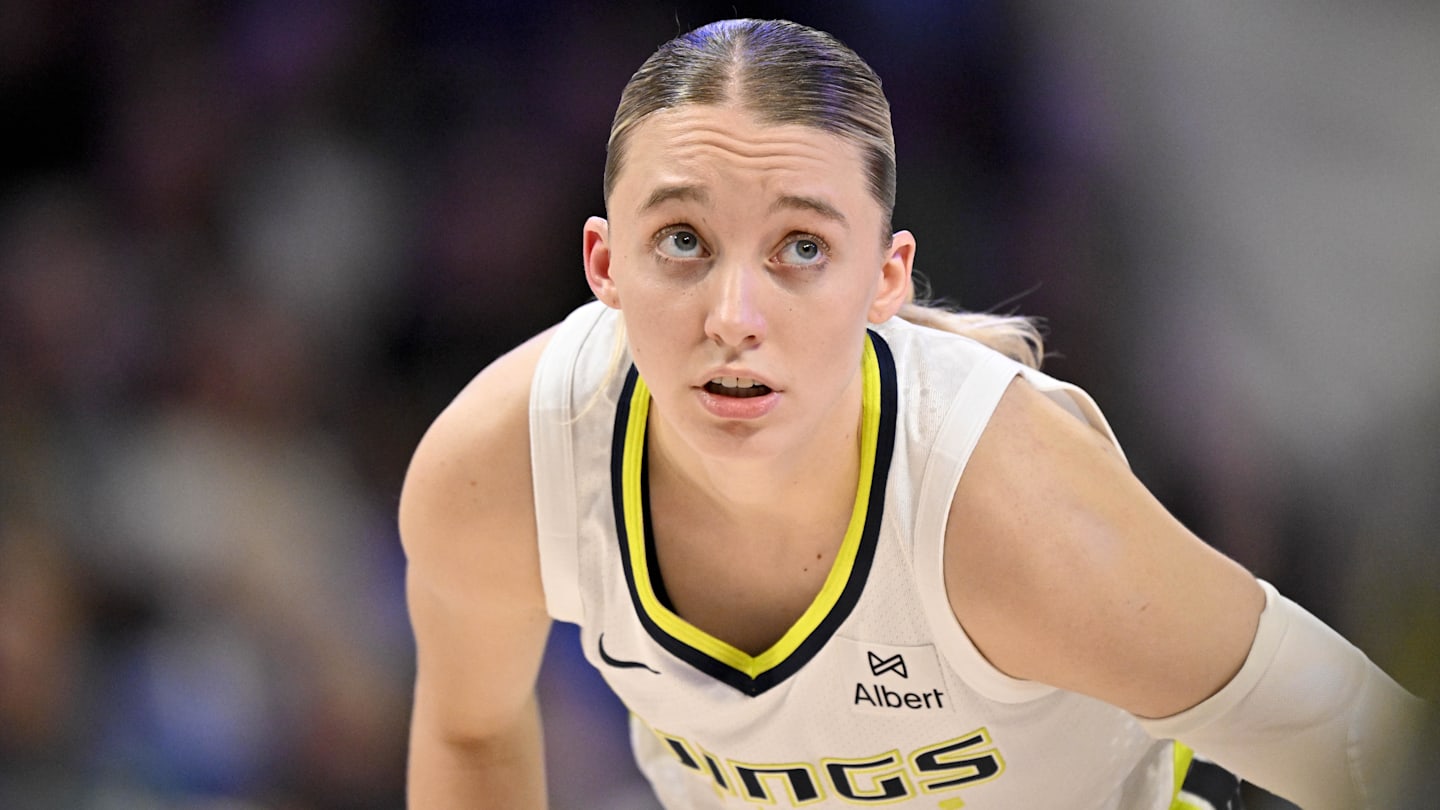Wings' Paige Bueckers on Her Way To Unrivaled Honor at League's Midseason