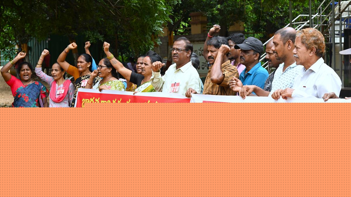 GVMC to establish 21 vending zones for street vendors in Visakhapatnam in the first phase