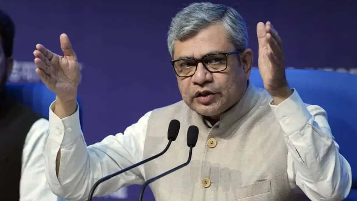 Railways sanction 16 ROBs, four level crossings for Peddapalli