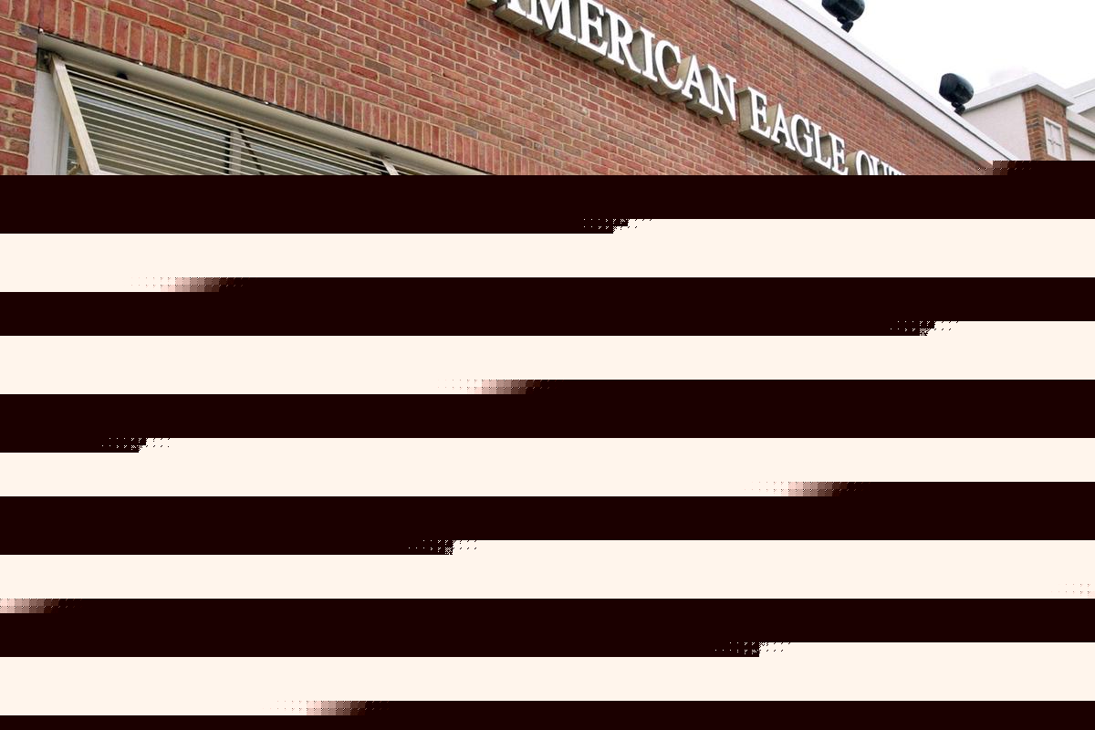 American Eagle Could Close Up to 30 Stores