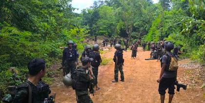 Junta launches offensives on villages north and south of Kyondoe-Kawkareik Road