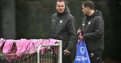 Une place dans le top 8 de l’Europa League rapporterait quelques millions de plus à Genk, mais Hayen est “obligé de faire tourner” contre Malmö