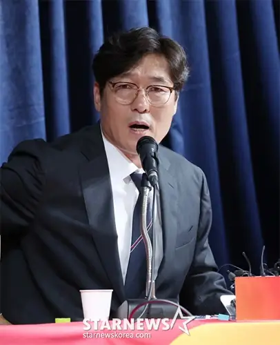 ‘이럴줄 알았다’… “홍명보 선임 내가 주도했다”더니 청문회 불참, 월드컵 망친 장본인 ‘해외 도피’ 논란 활활