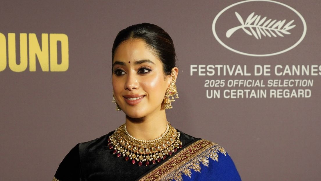 Janhvi Kapoor’s sari at the Homebound premiere was a tribute to Sridevi