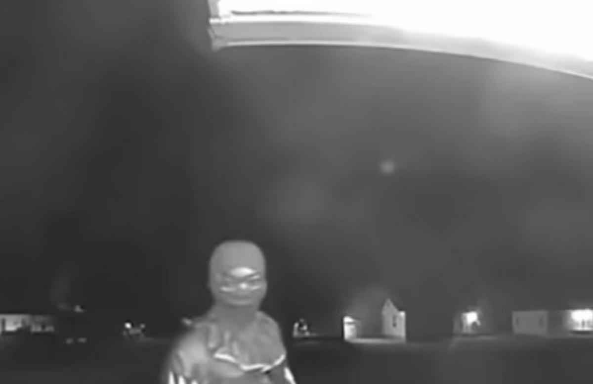 Illinois Teen Dressed As Clown In Creepy Doorbell Video Detained For Homicide