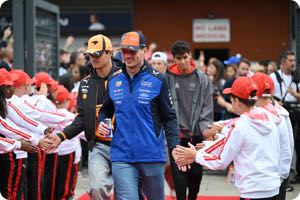 Red Bull pressing Verstappen for 2027 decision