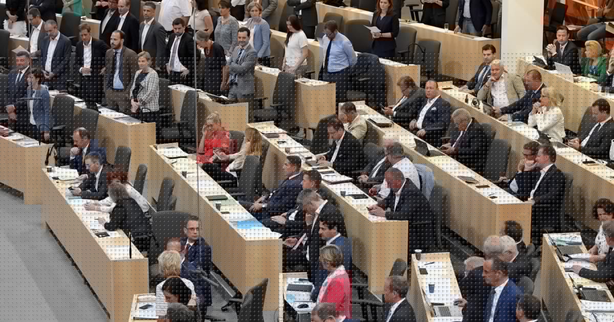 Mit Blick auf Politik - Zwei Drittel sehen Österreich als gespaltenes Land