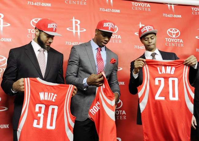 This Is Getting Fun: Second Former NBA Star Says He’s a Woman, Declares for WNBA Draft