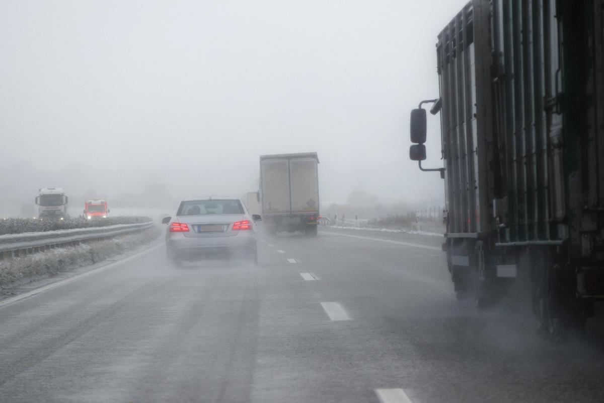 Knowing the Massachusetts Left Lane Law