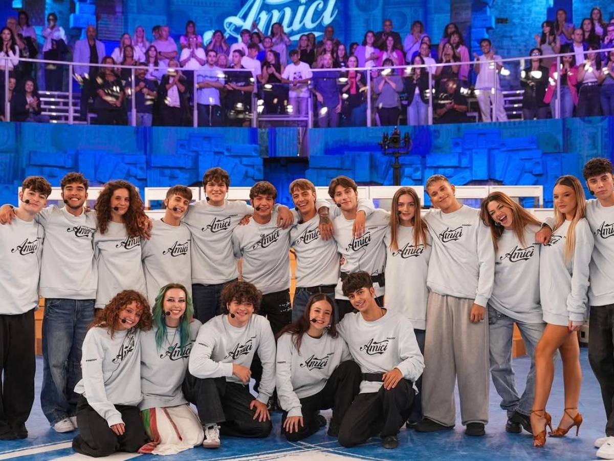 Cinque allievi in sfida, le classifiche di ballo e canto: le anticipazioni di Amici 2025