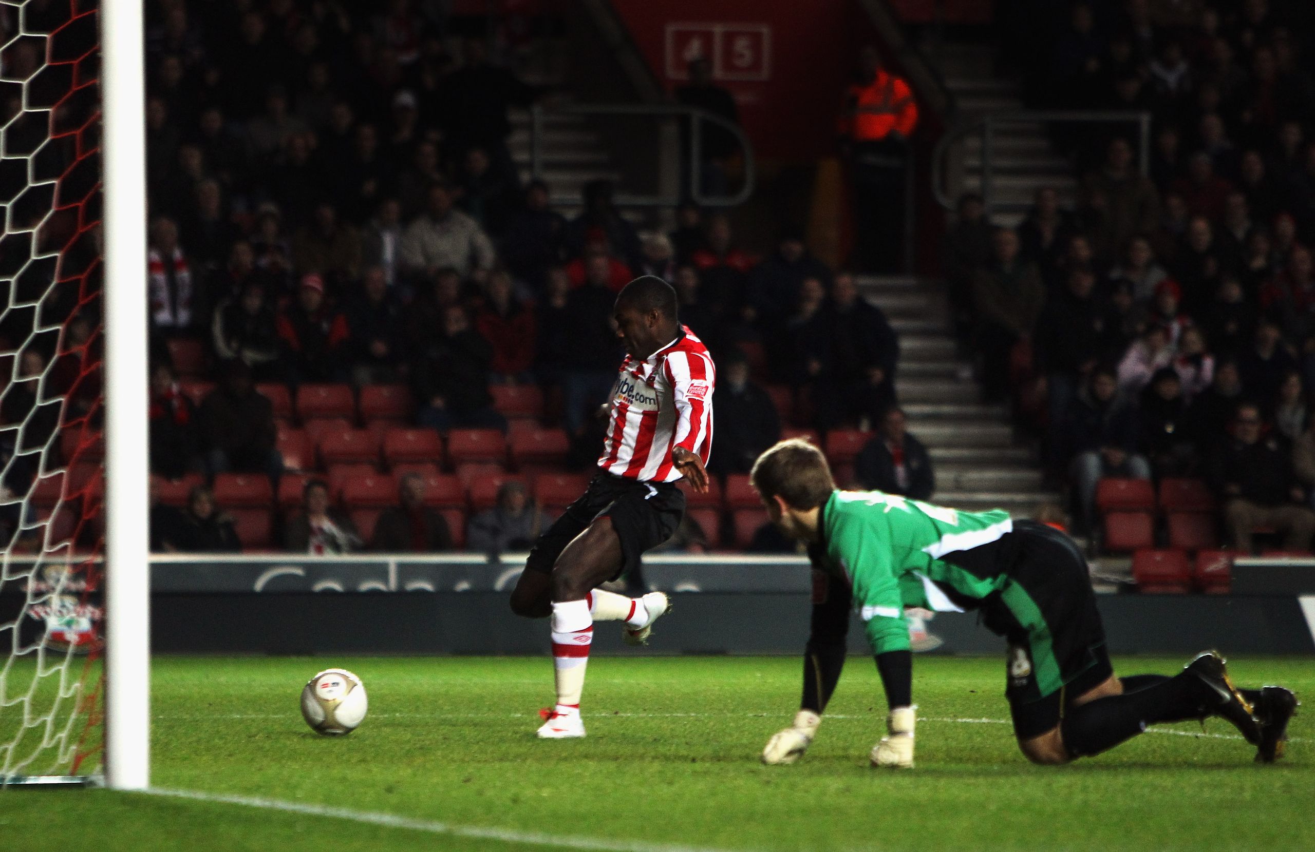 'I wasn’t allowed to join Southampton after my loan spell. I could have been part of their rise to the Premier League' Michail Antonio on career-changing transfer that never happened