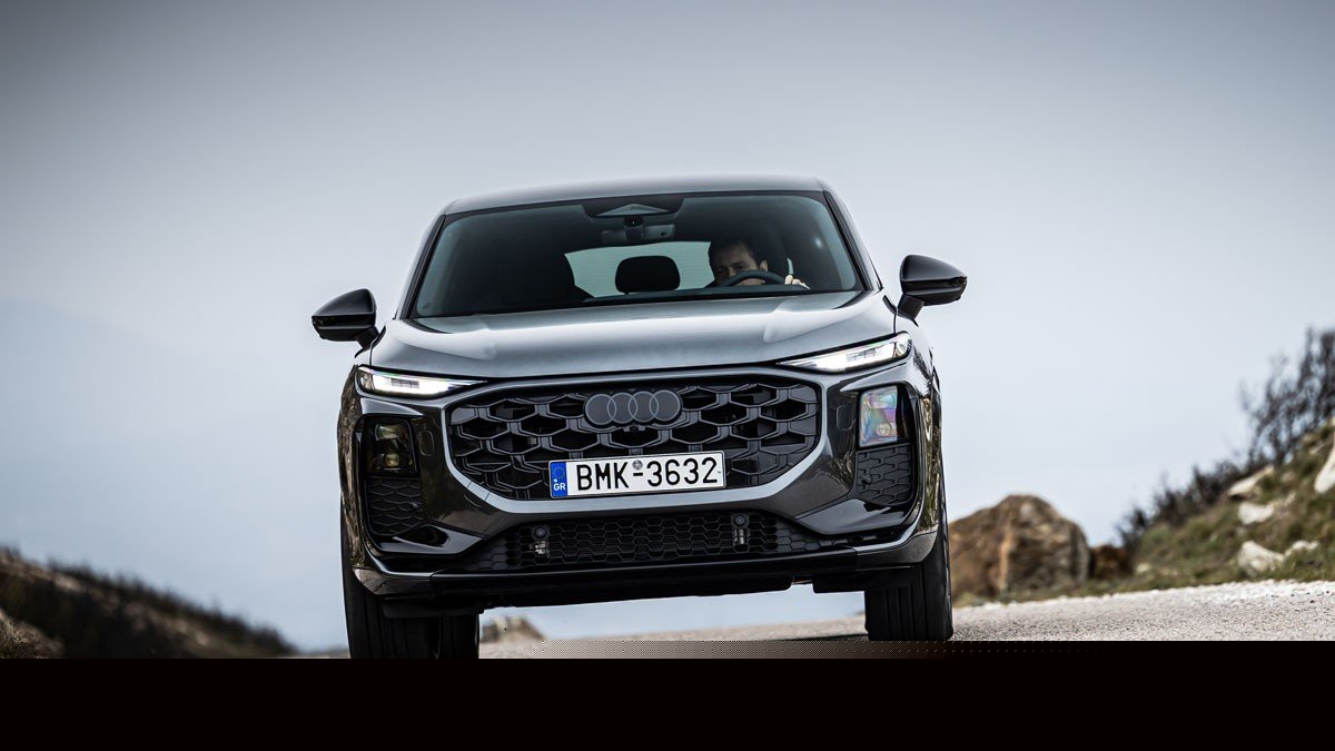 Το Audi Q3 προσφέρεται με δύο νέα πακέτα εξοπλισμού και σημαντικό οικονομικό όφελος