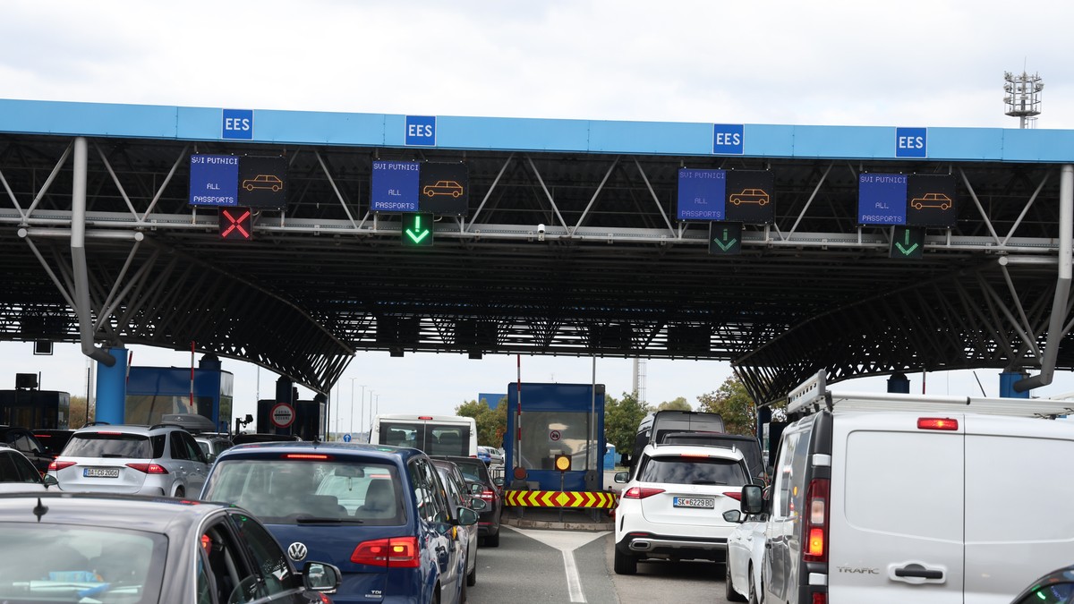 "MOLIMO VAS DA U ROKU OD 8 DANA..."  Zbog greške koju Srbi često prave na granici, možete dobiti zabranu ulaska u EU, a u jednom slučaju bićete DEPORTOVANI