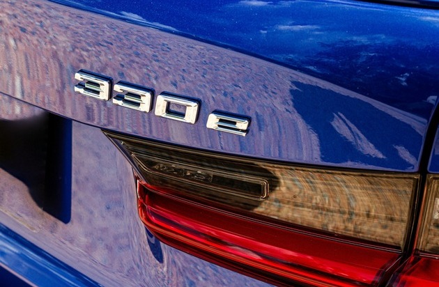 Benziner, Diesel, Hybrid oder Elektro: Welche Autos verlieren 2026 an Wert?