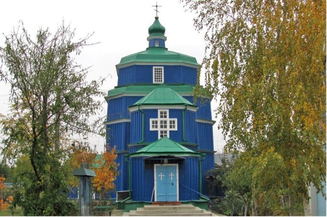 Russian Attack Destroys Historic Wooden Cossack Church in Ukraine