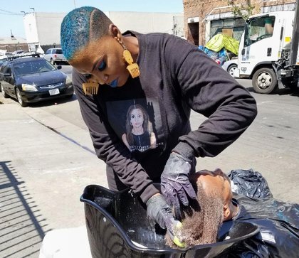 TikTok star Shirley Raines, known for bringing meals and respect to people on Skid Row, dies at 58