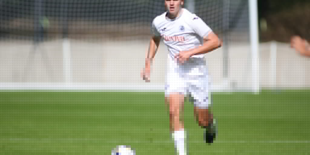 Carter Heywood "grateful" for professional contract at Swansea City