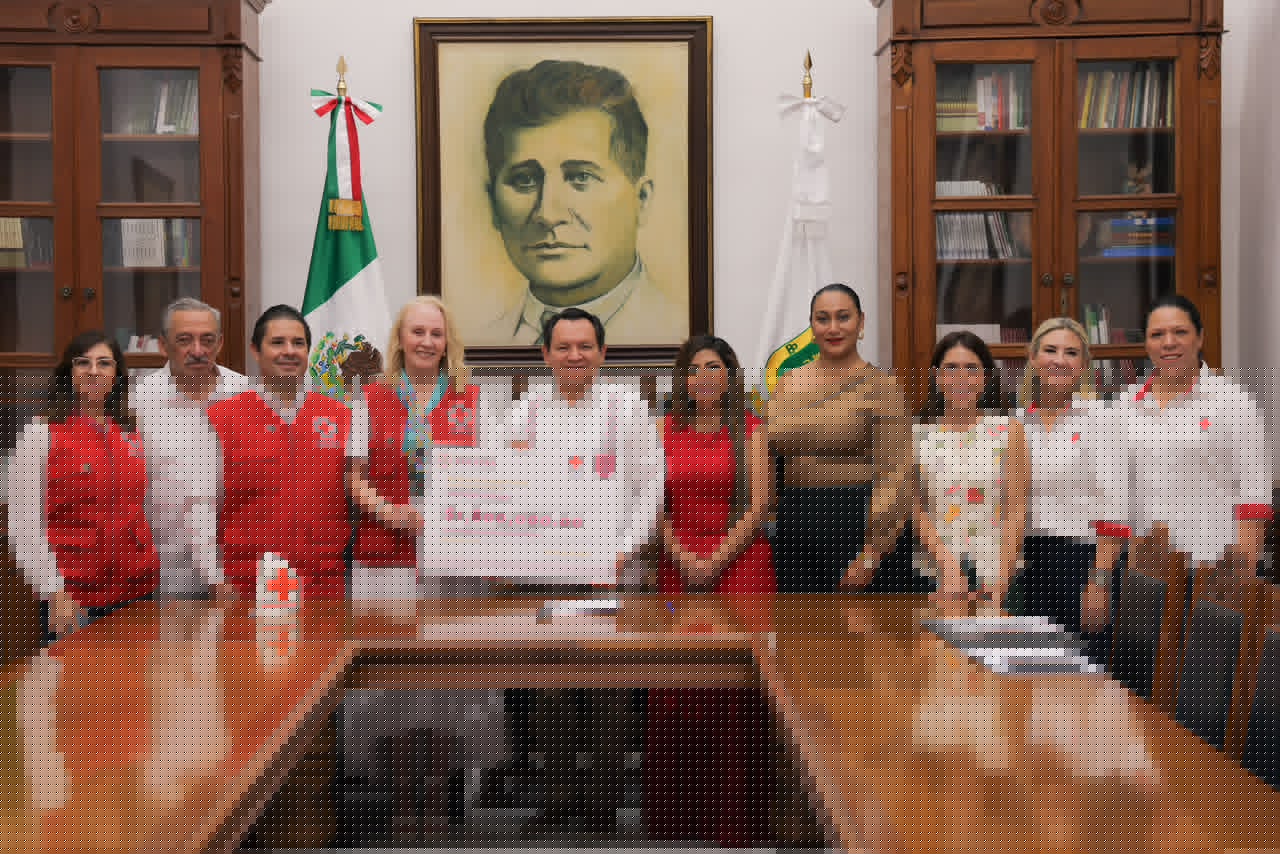 Gobierno de Yucatán dona 1.8 mdp a la Cruz Roja