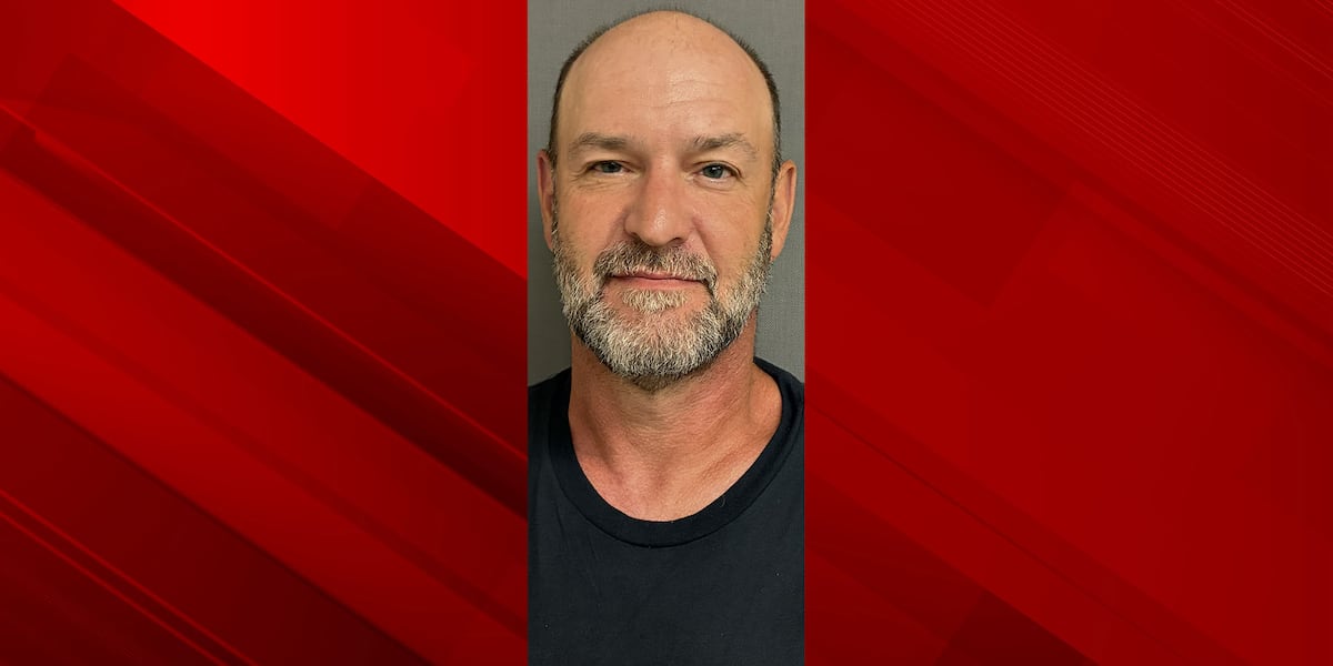 Fairlee man accused of threatening multiple people with knife