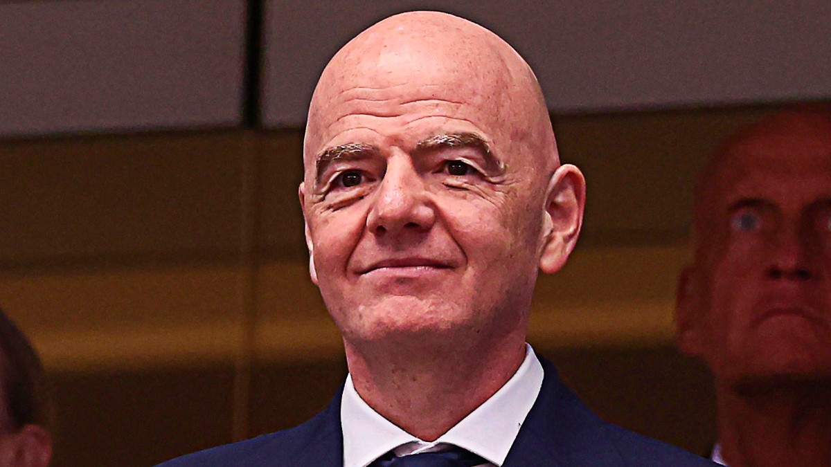 Mondiale ai privati, la Fifa chiede scusa: “Commessi degli errori, ma basta attacchi”. Poi rilancia il sostegno a Infantino