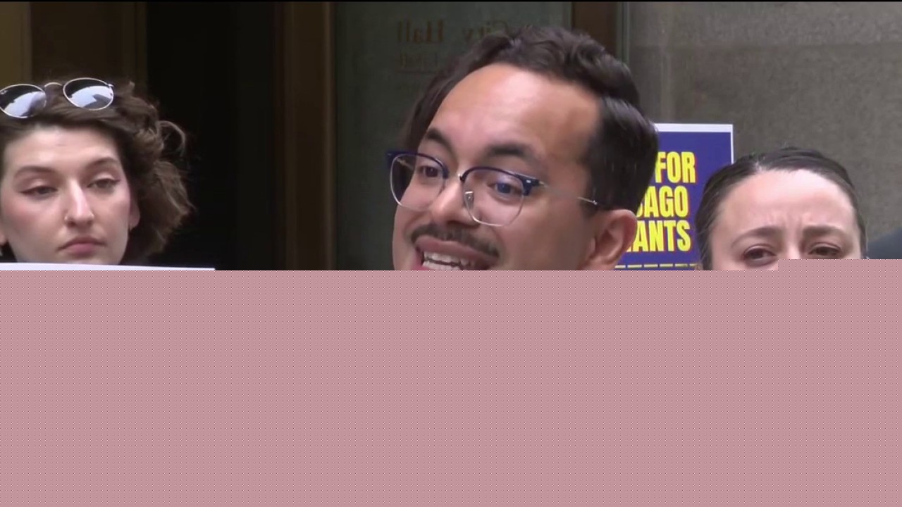 Chicago leaders clash over competing renter protection plans