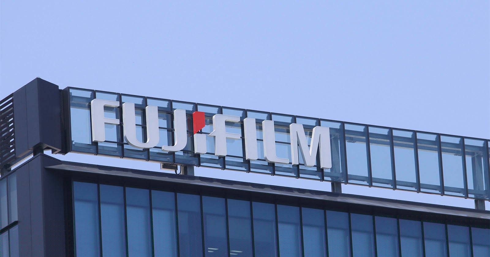 Sony and Fujifilm Evacuate Factory Workers as Earthquake Strikes Japan