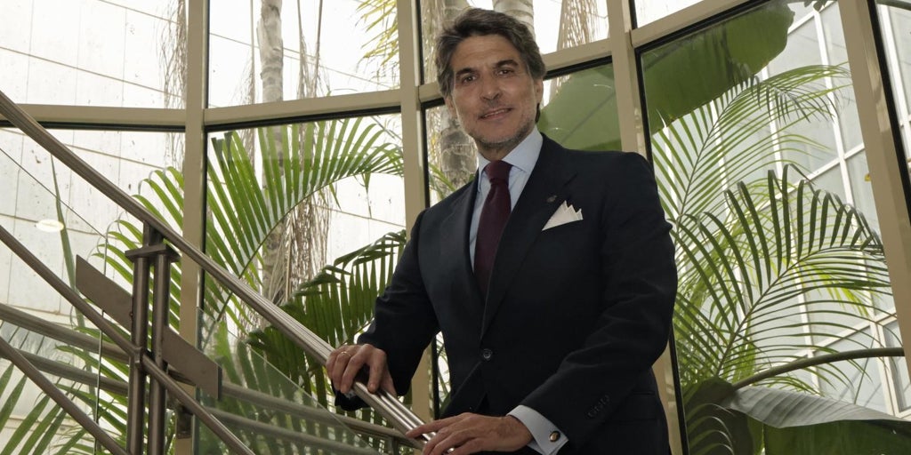 Emilio Jiménez , candidato a hermano mayor de los Gitanos: «Queremos llevar a Roma el 275 aniversario de la hermandad»