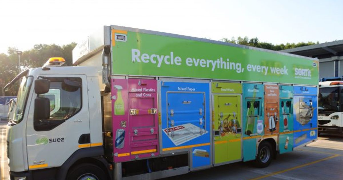 Recycling bags replacing boxes in South Gloucestershire to stop rubbish blowing away