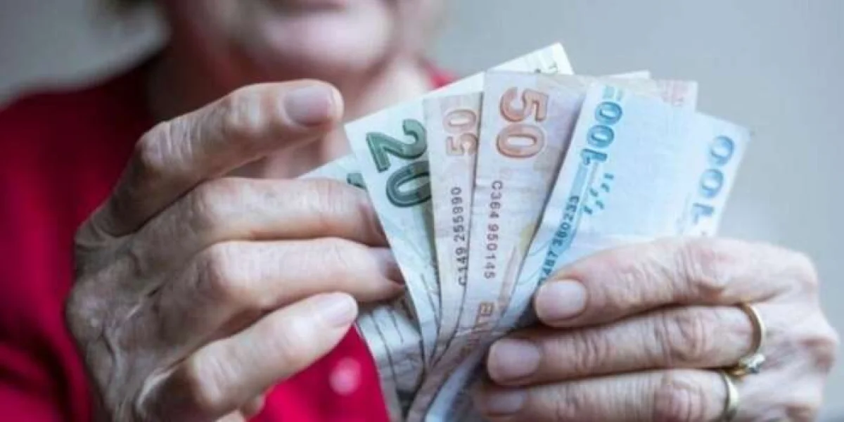 Emekli Memurların Seyyanen Zam Dosyası Birleştirildi