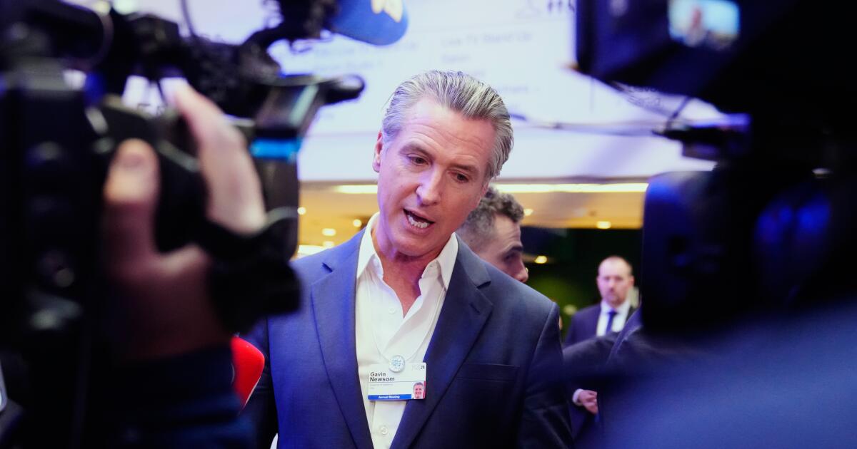 A measured stance on ICE pits Newsom against the party base