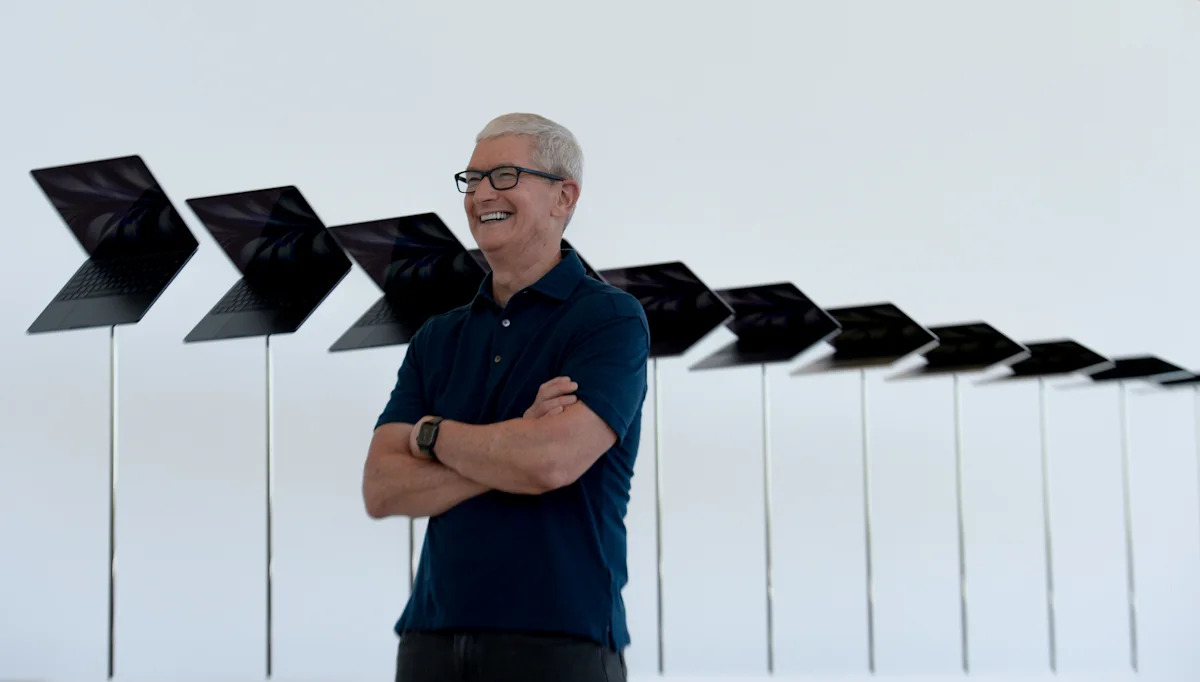 Did Apple just signal a bottom in momentum-driven memory chip stocks?