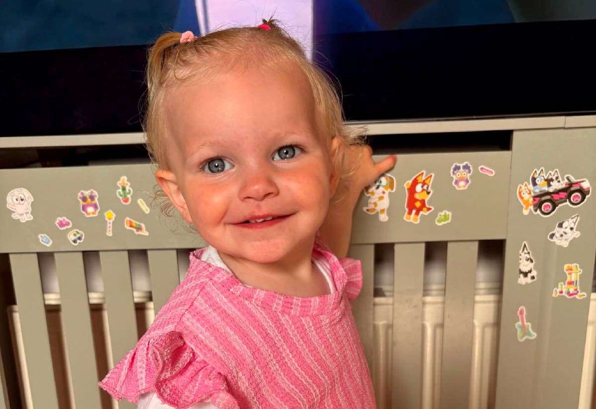 Fundraising family ‘totally blown away’ after raising an ‘incredibly overwhelming’ £27k for toddler with kidney cancer