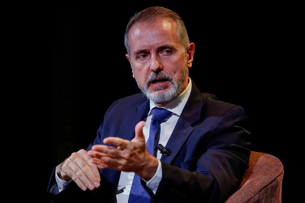El Gobierno respalda la estrategia de Telefónica de fusiones en 'telecos'