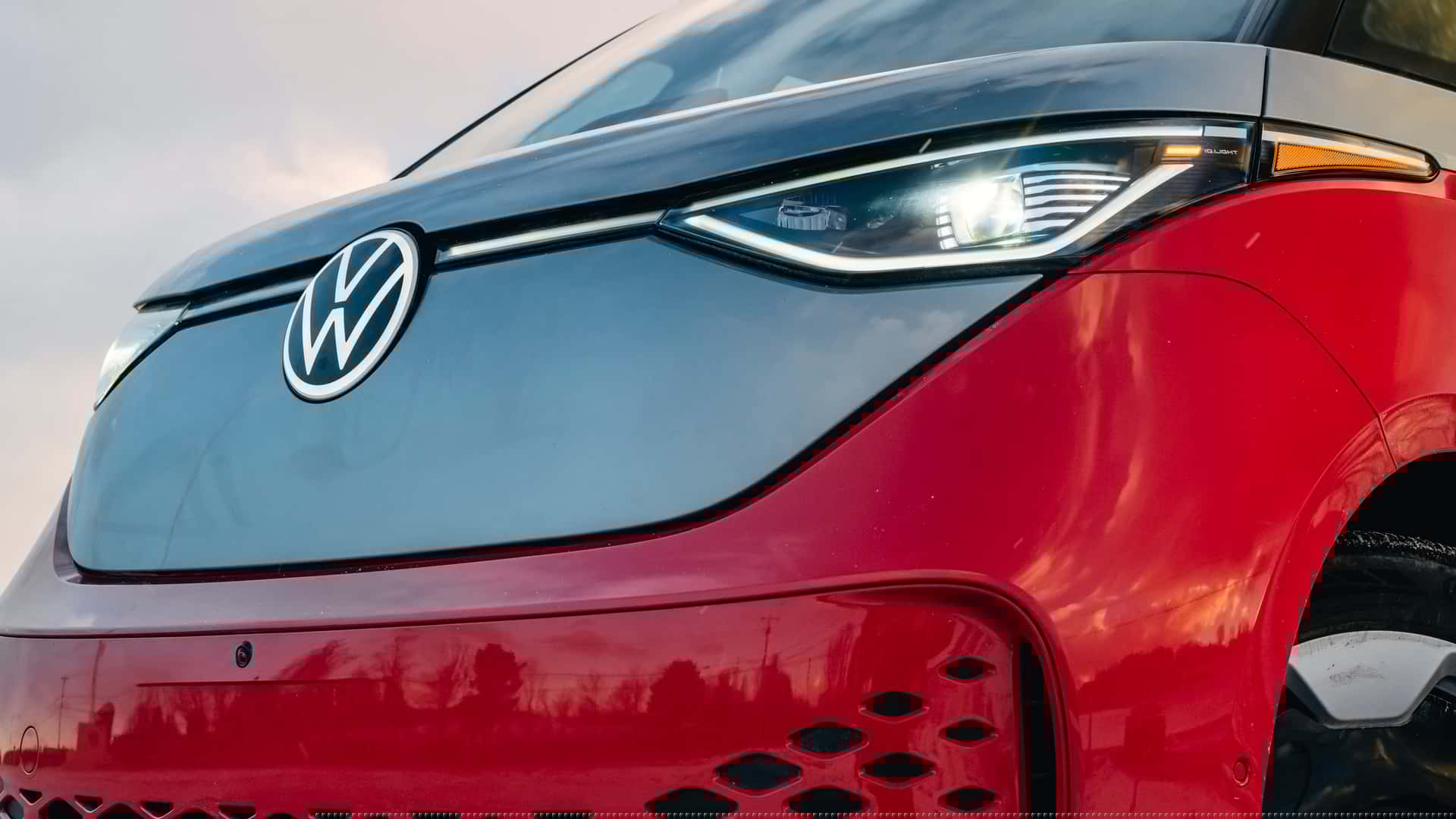 VW Explored A Range-Extending Gas Engine For The ID. Buzz