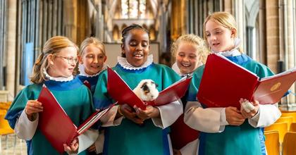 Barking and blessings as pets take over Salisbury Cathedral service