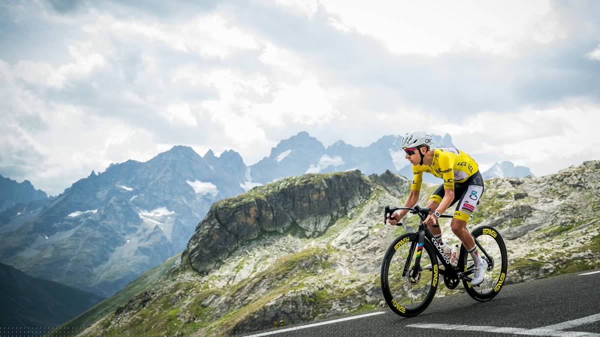 Tour de France 2026 : "La première année, je n'avais même pas le droit de toucher à son vélo !" Les révélations du mécanicien de Tadej Pogacar sur l'exigence du quintuple vainqueur