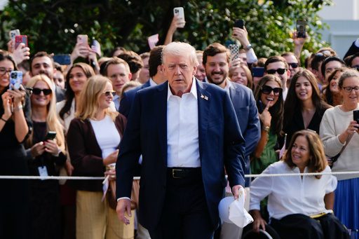 Government shutdown draws closer as congressional leaders head to the White House
