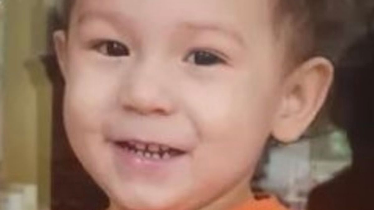 Wisconsin mother played music to drown out cries of four-year-old 'beaten to death'