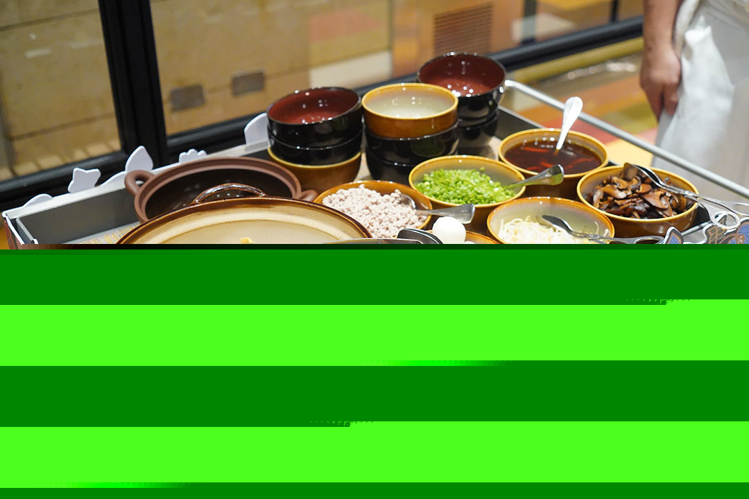 Travel on a plate