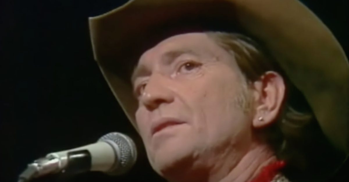 50 Years Ago: Willie Nelson Scores First #1 Song … At Age 42