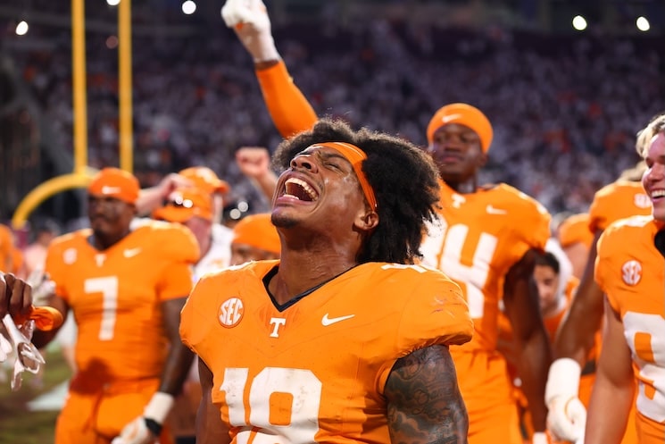 I Simulated the Rest of Tennessee’s Season on the College Football 26 Video Game