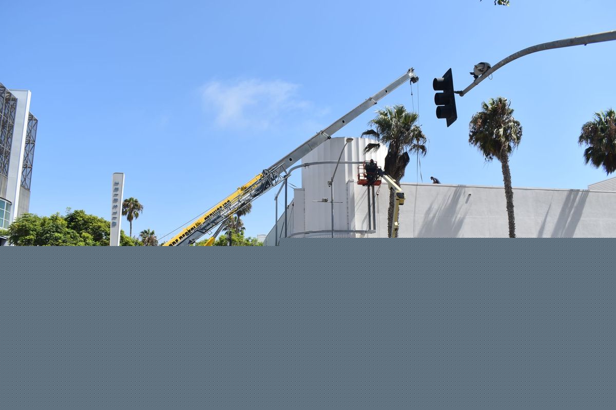 Signs point to new billboards being installed on the Promenade