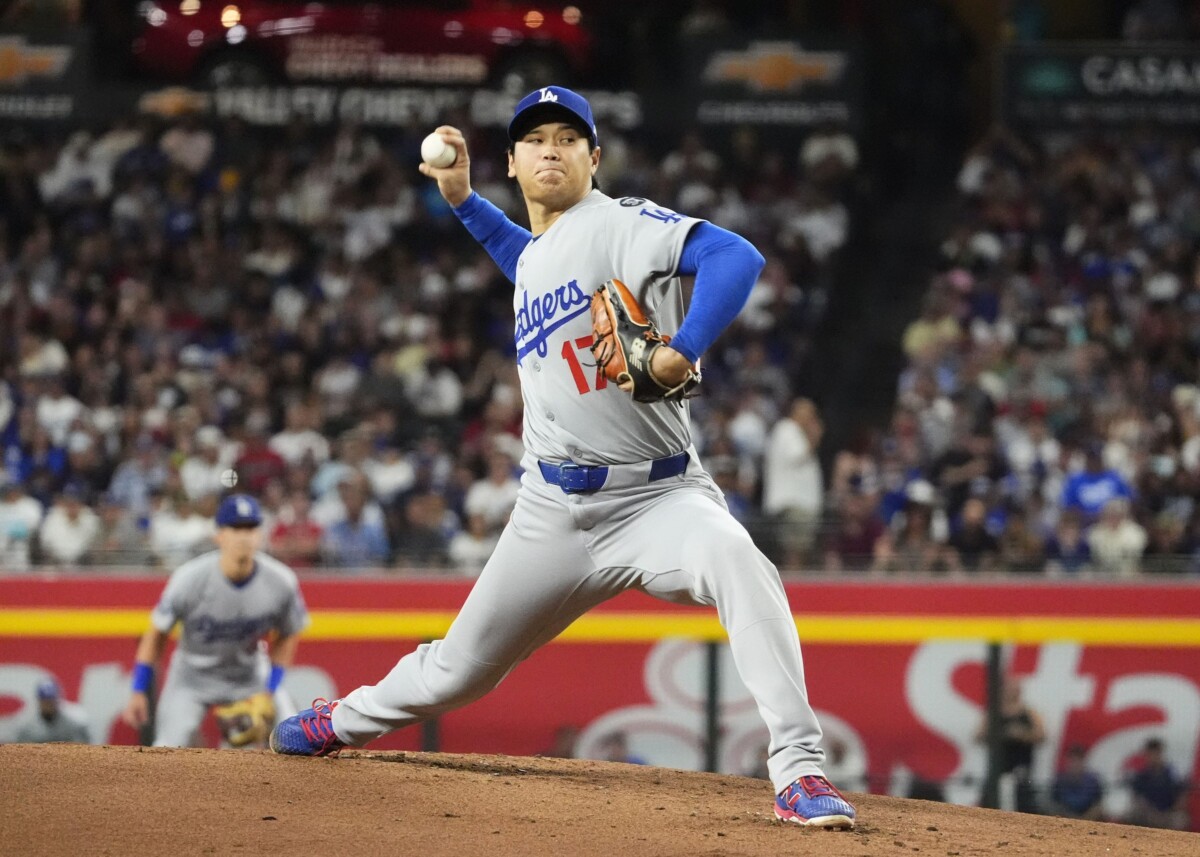 Dave Roberts Announces Shohei Ohtani Will Start Game 1 of NLDS vs. Phillies