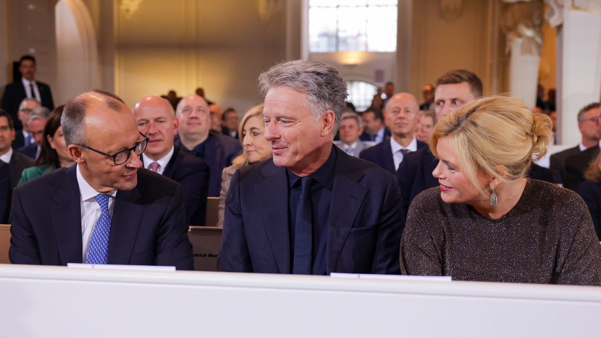 Julia Klöckner und Jörg Pilawa und gemeinsam beim Einheitsfest in Saarbrücken