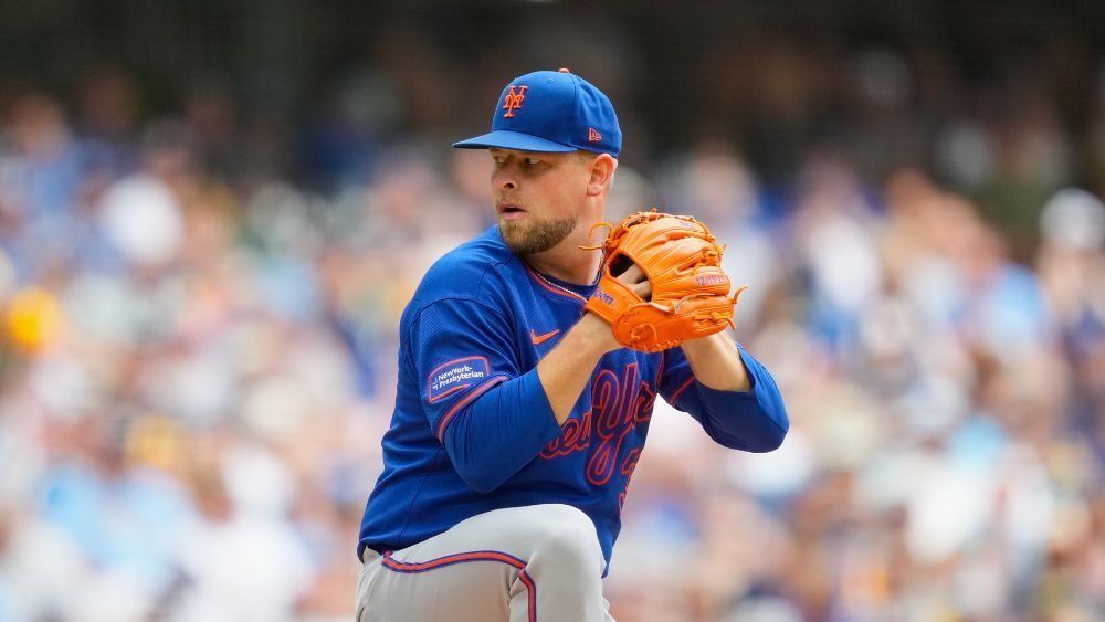 Twins acquire left-handed reliever Minter from Mets for two prospects