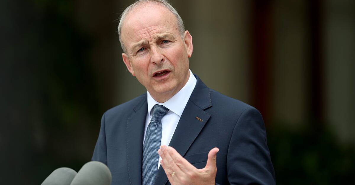 Poll: Support for Fianna Fáil drops as Sinn Féin and Fine Gael level